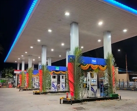 കേരളത്തിൽ തിങ്കളാഴ്ച പെട്രോൾ പമ്പ് ഉടമകളുടെ സമരം. വാഹനങ്ങളിൽ അടക്കം ഇന്ധനം അടിക്കുന്നവർ ശ്രദ്ധിക്കുക 